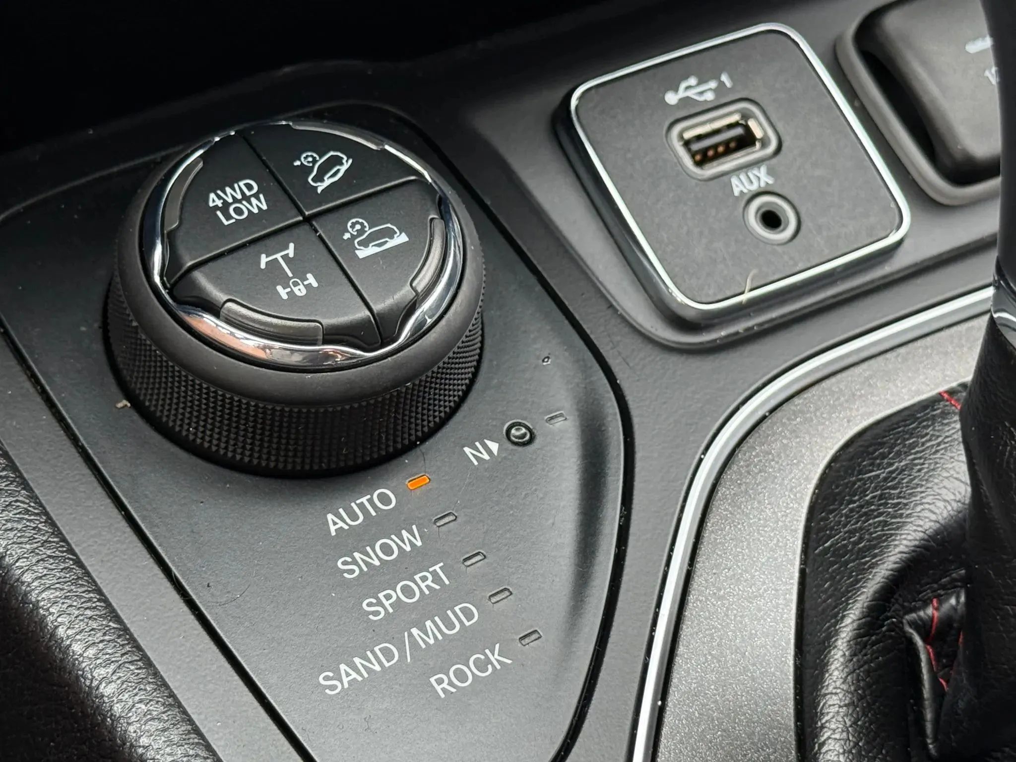 2020 Jeep Cherokee Trailhawk - Photo 21