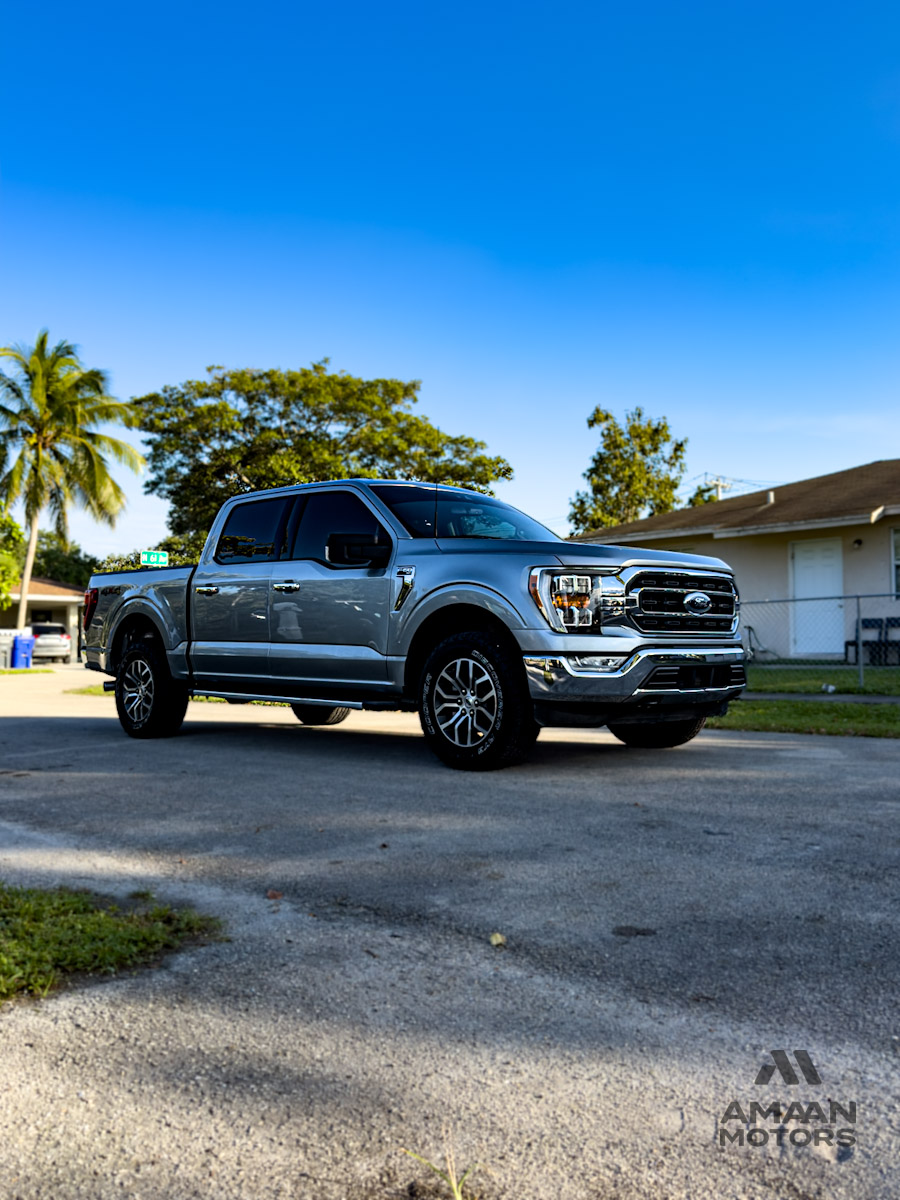 2022 Ford F-150 XLT's photo