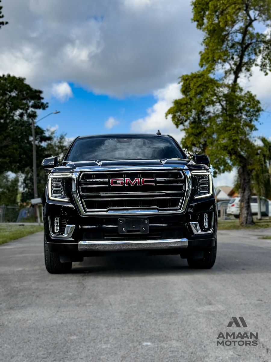 2023 GMC Yukon 4WD SLT's photo