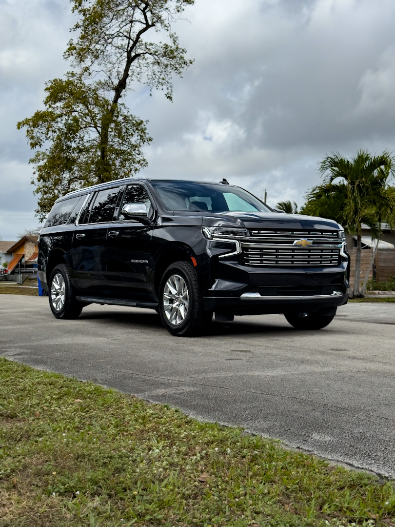 2023 Chevrolet Suburban Premier