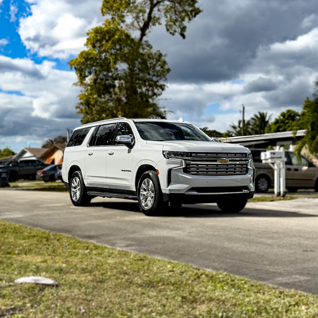 2023 Chevrolet Suburban Premier