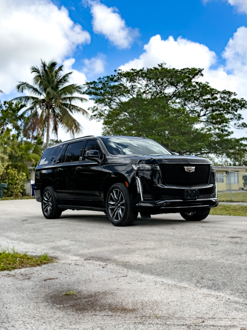 2023 Cadillac Escalade ESV