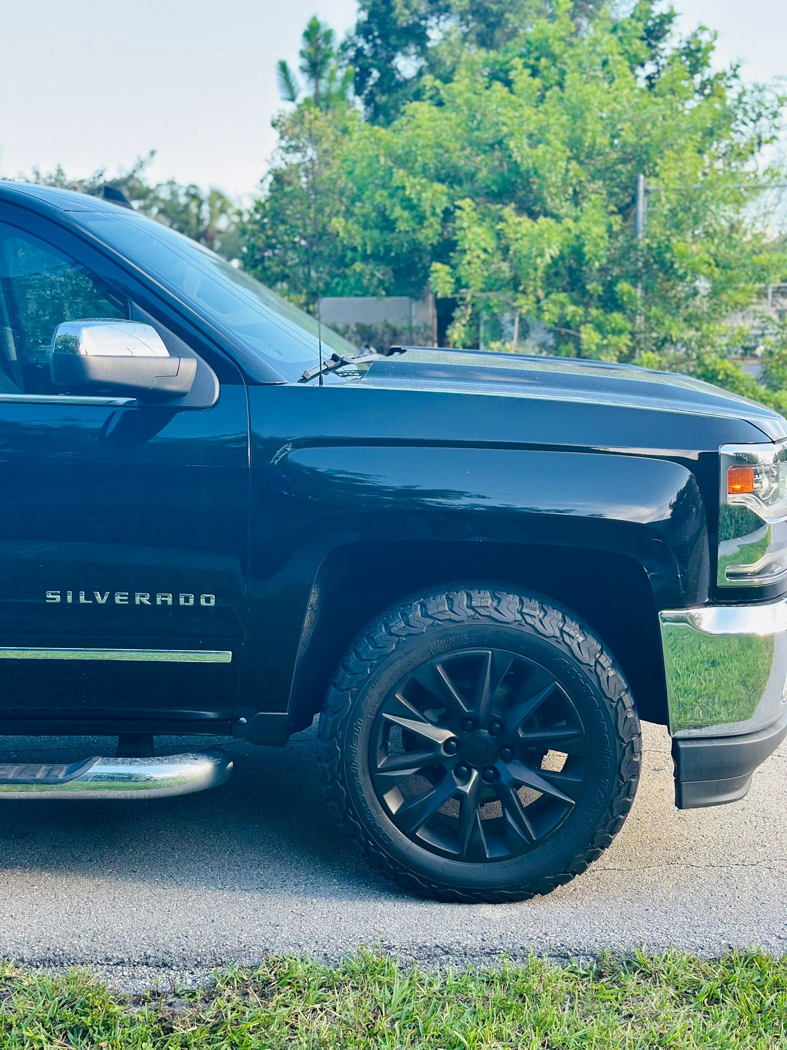 2018 Chevrolet Silverado 1500 LTZ - Photo 10