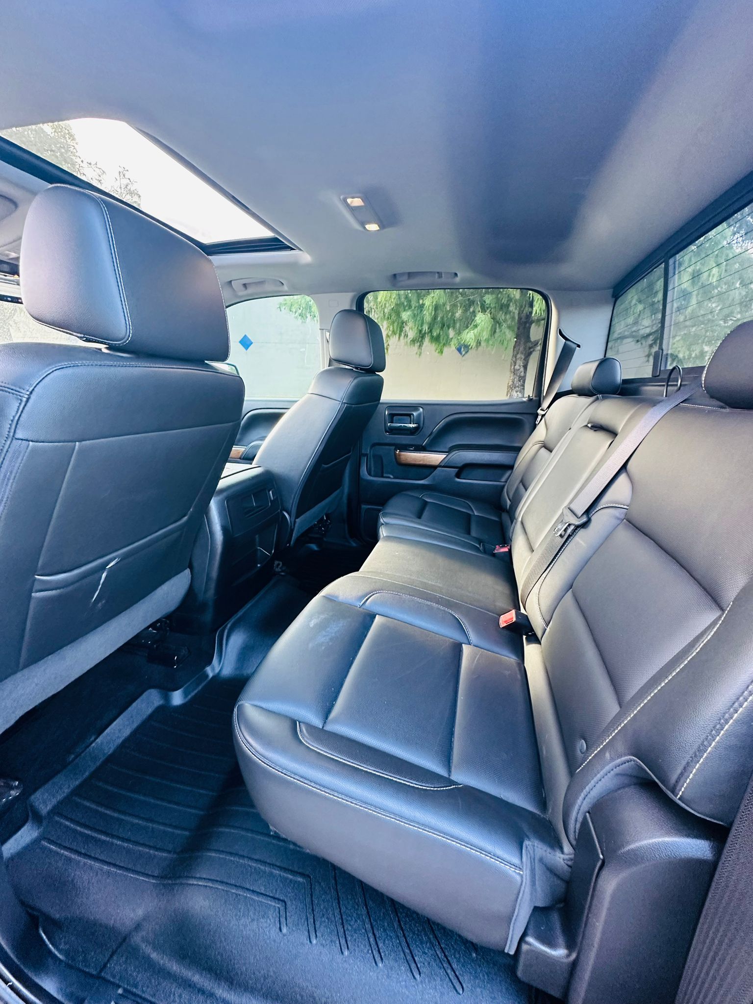 2018 Chevrolet Silverado 1500 LTZ - Photo 14