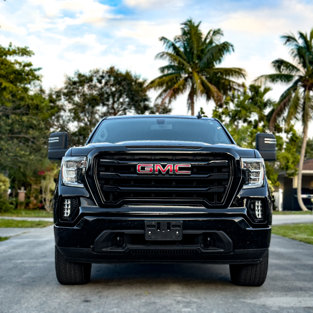 2020 GMC Sierra 4WD Crew Cab Short Box Elevation's photo