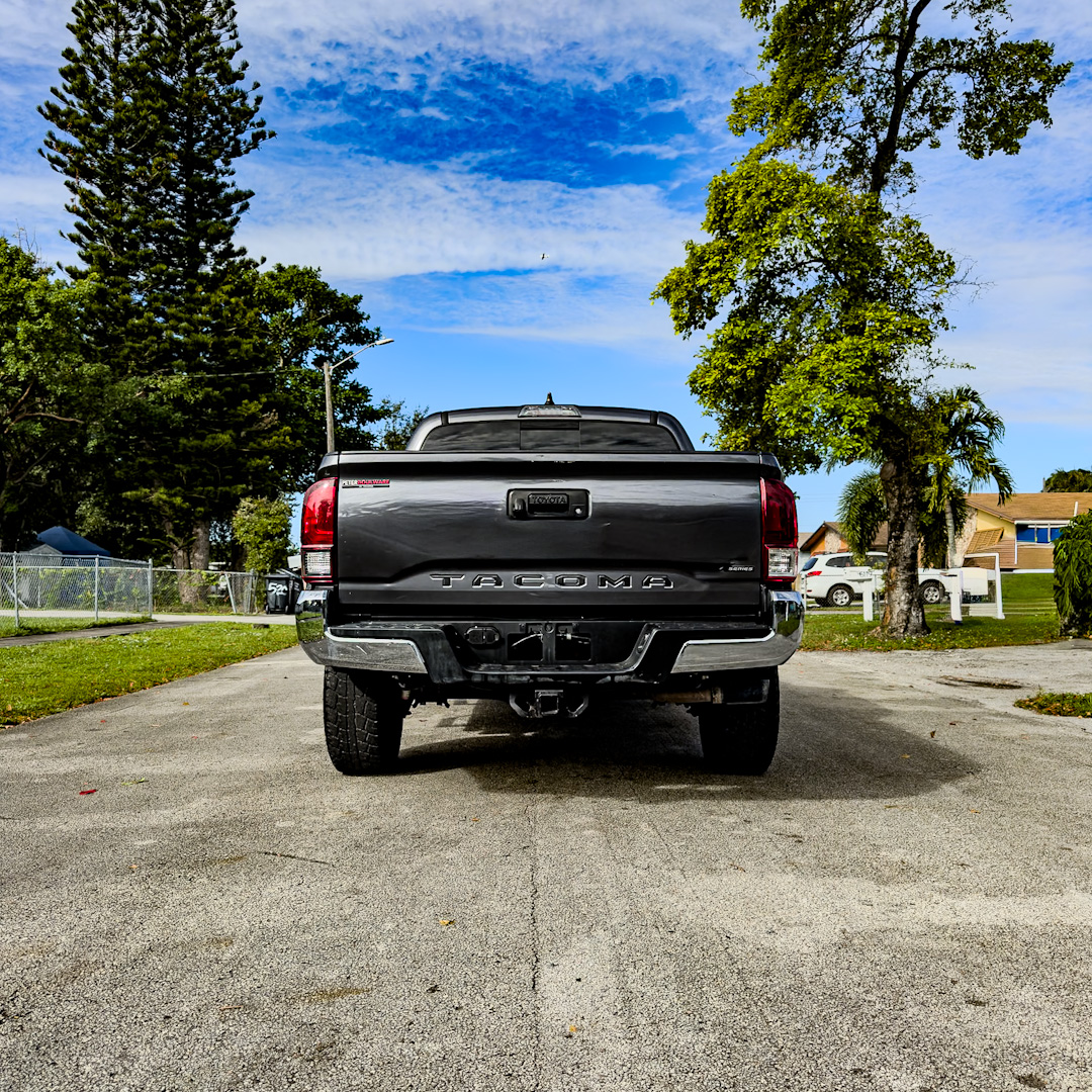 2021 Toyota Tacoma SR5 - Photo 6