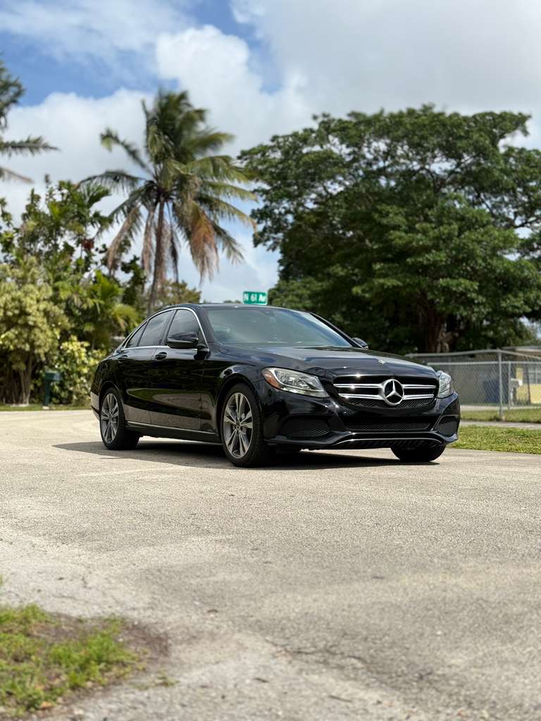 2018 Mercedes-Benz C-Class Sedan