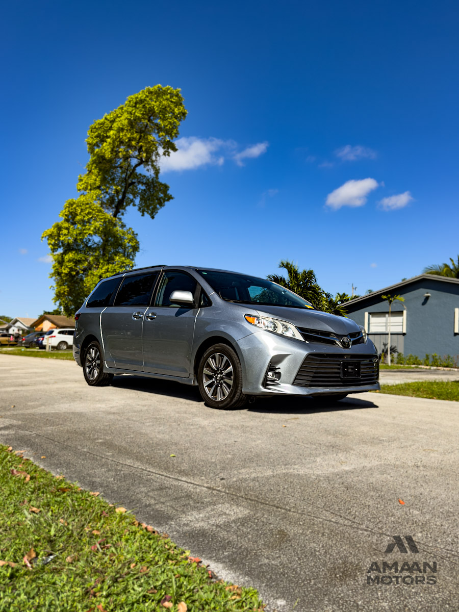 2019 Toyota Sienna XLE Premium