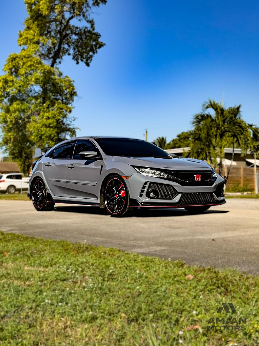 2019 Honda Civic Hatchback Type-R's photo