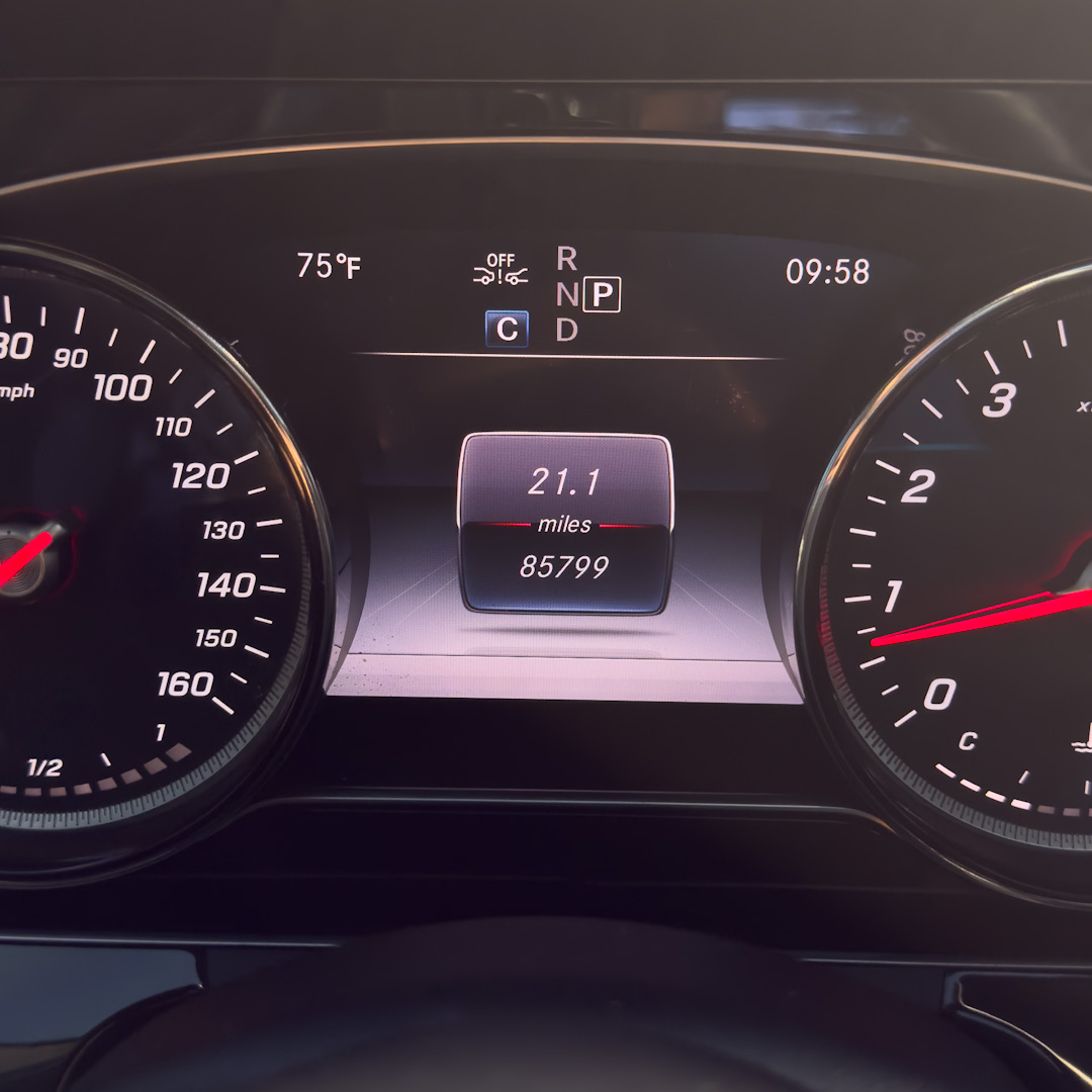2019 Mercedes-Benz E-Class E300 - Photo 11