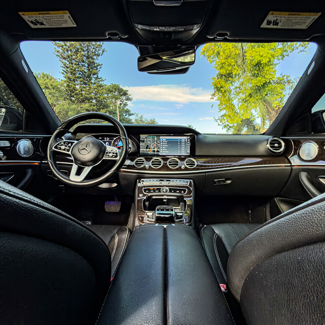 2019 Mercedes-Benz E-Class E300 - Photo 12