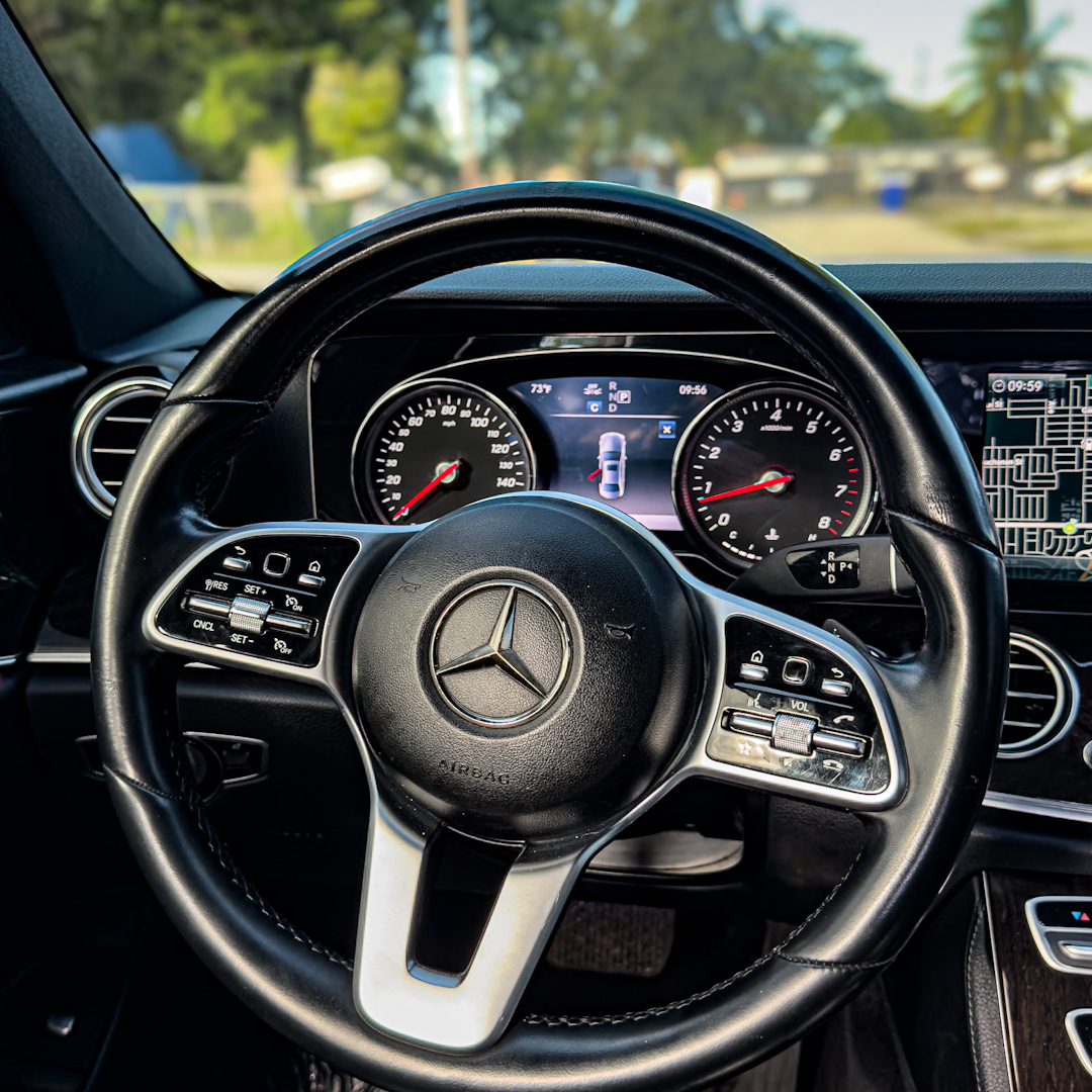 2019 Mercedes-Benz E-Class E300 - Photo 14