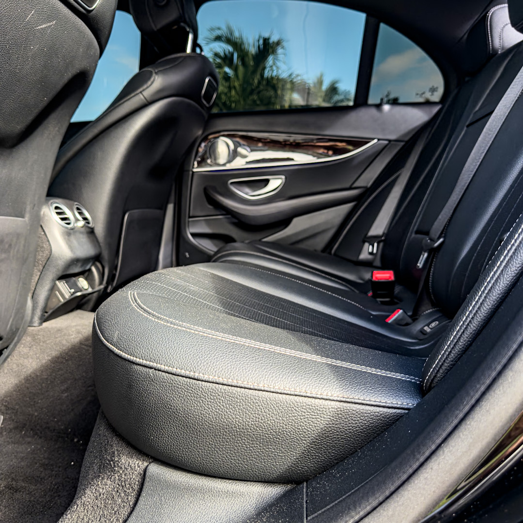 2019 Mercedes-Benz E-Class E300 - Photo 17