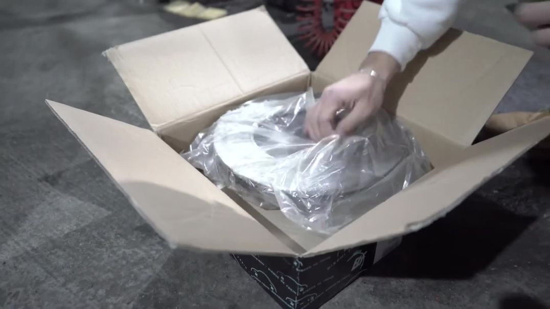 How to change brake disc to w208 clk kompressor - KristiAno Xhanari (1080p)