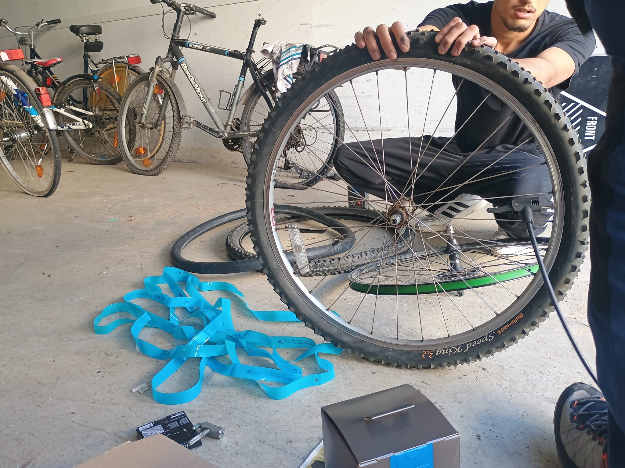 Offene DIY Fahrradwerkstatt mit HaPe und Thomas