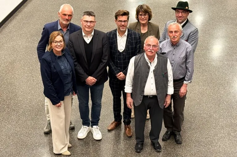 Verabschiedung der ausgeschiedenen Gemeinderätinnen und Gemeinderäte