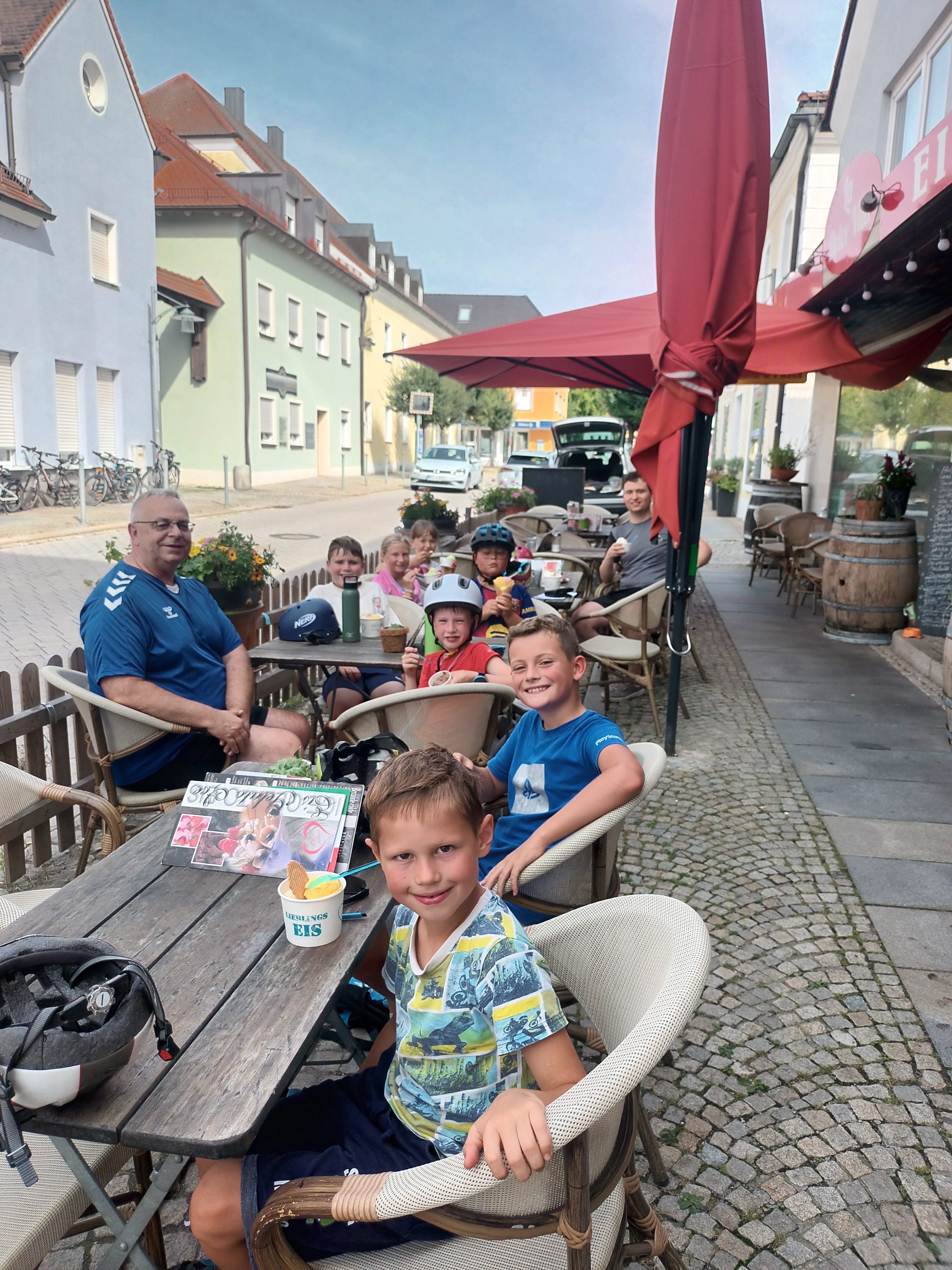 Eis, Sonne und gute Laune beim Ferienprogramm in Winzer