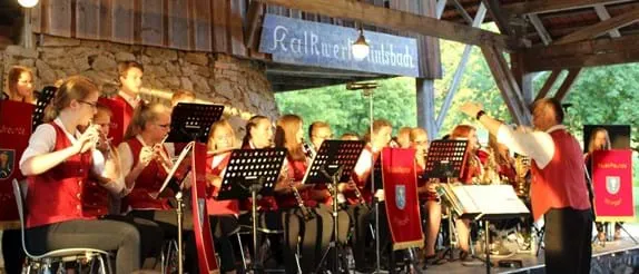 Sommerserenade der Musikfreunde Winzer