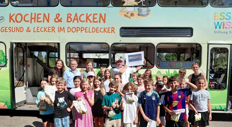 Backbus bringt Kindern Freude am Backen und Wissen über Ernährung näher