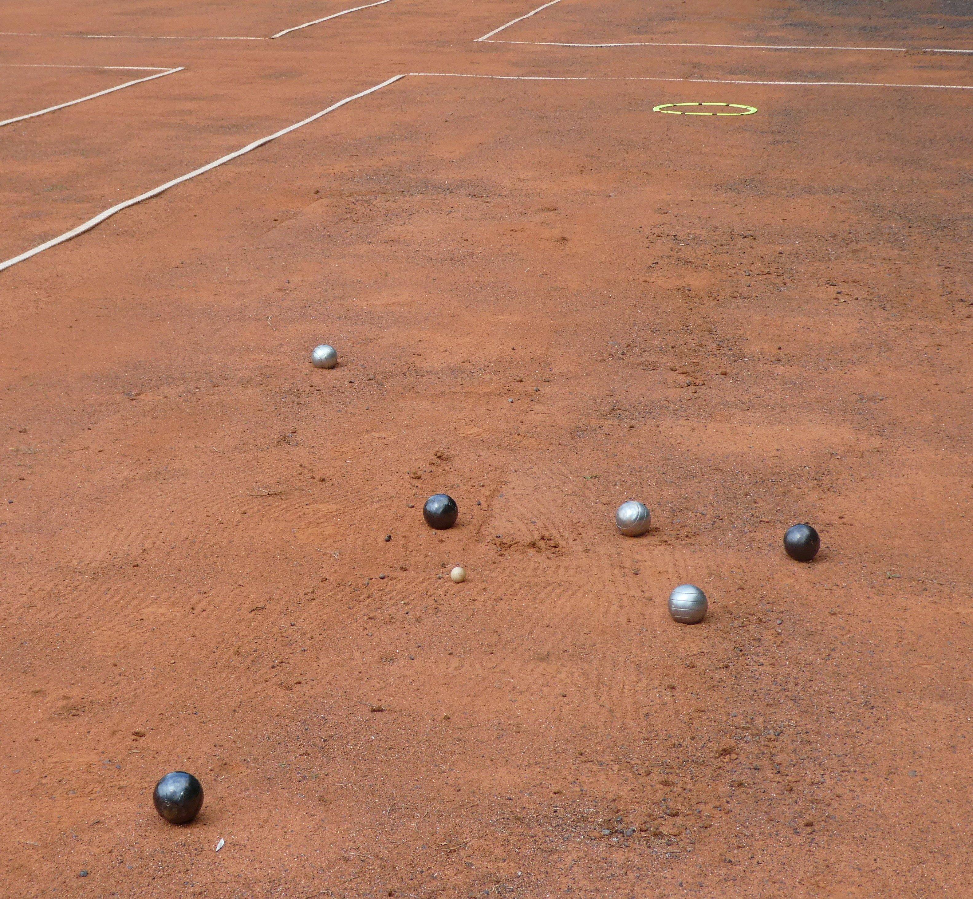 Heute wieder Boule auf dem Tennisgelände in Waidhaus
