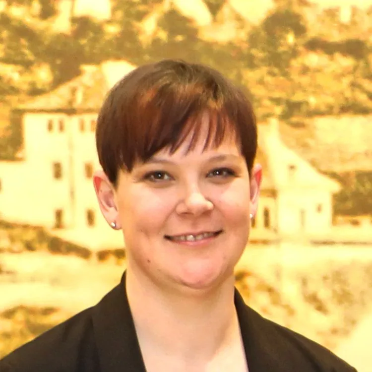 SANDRA DOSTLER