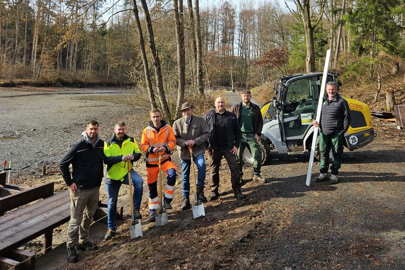 Spatenstich für neuen Rundwanderweg