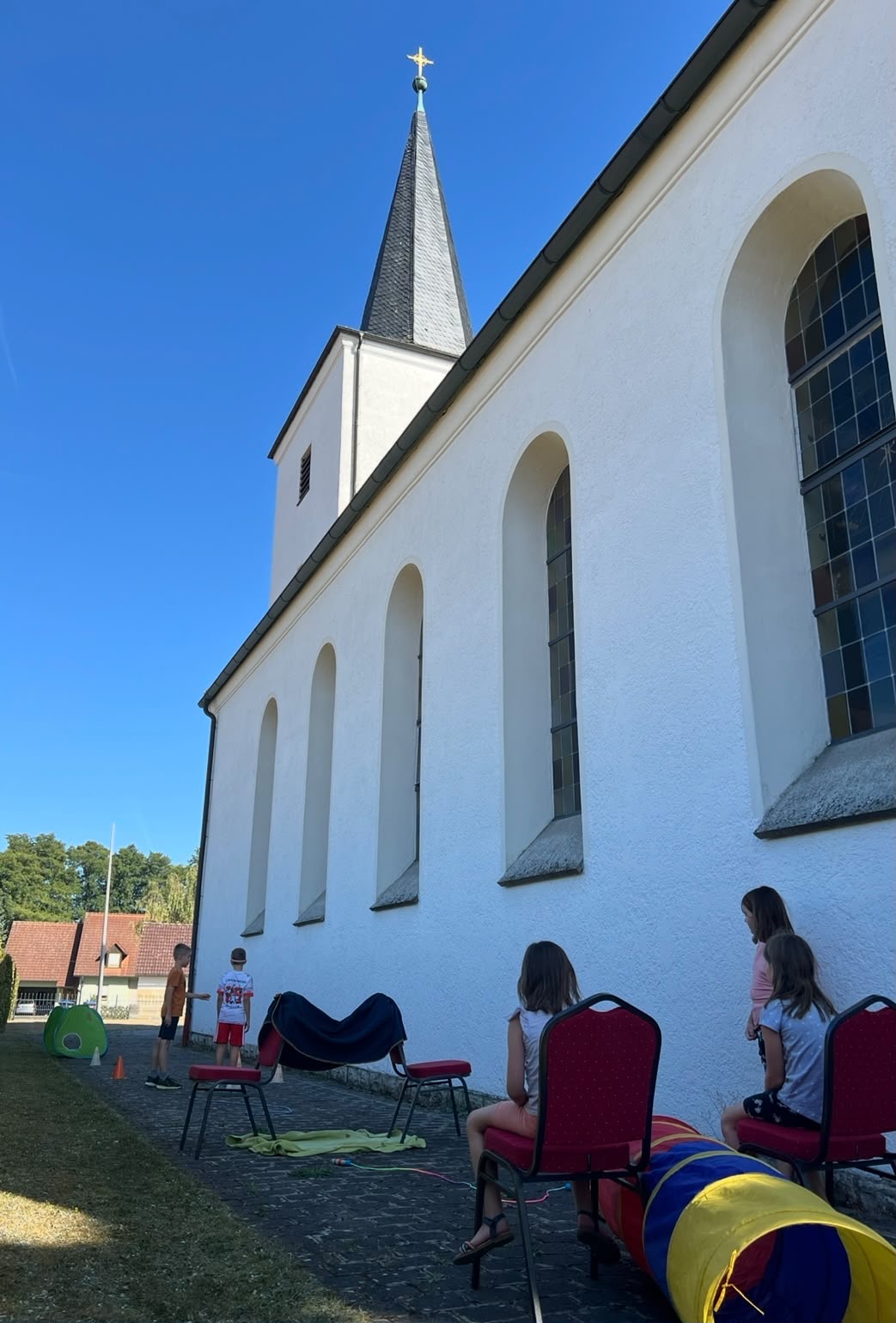 Ferienprogramm: Großes Kirchenabenteuer in St. Heinrich Kleinsendelbach 
