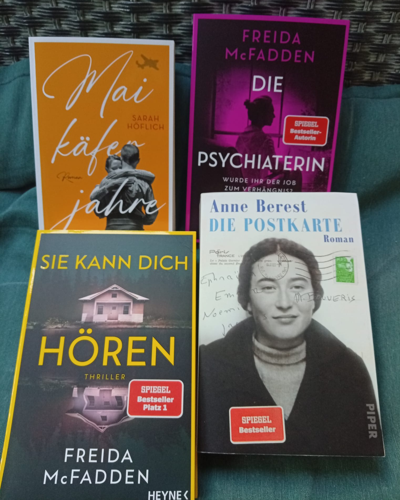 Wir haben noch mehr Lektüre für deinen Sommerurlaub! 