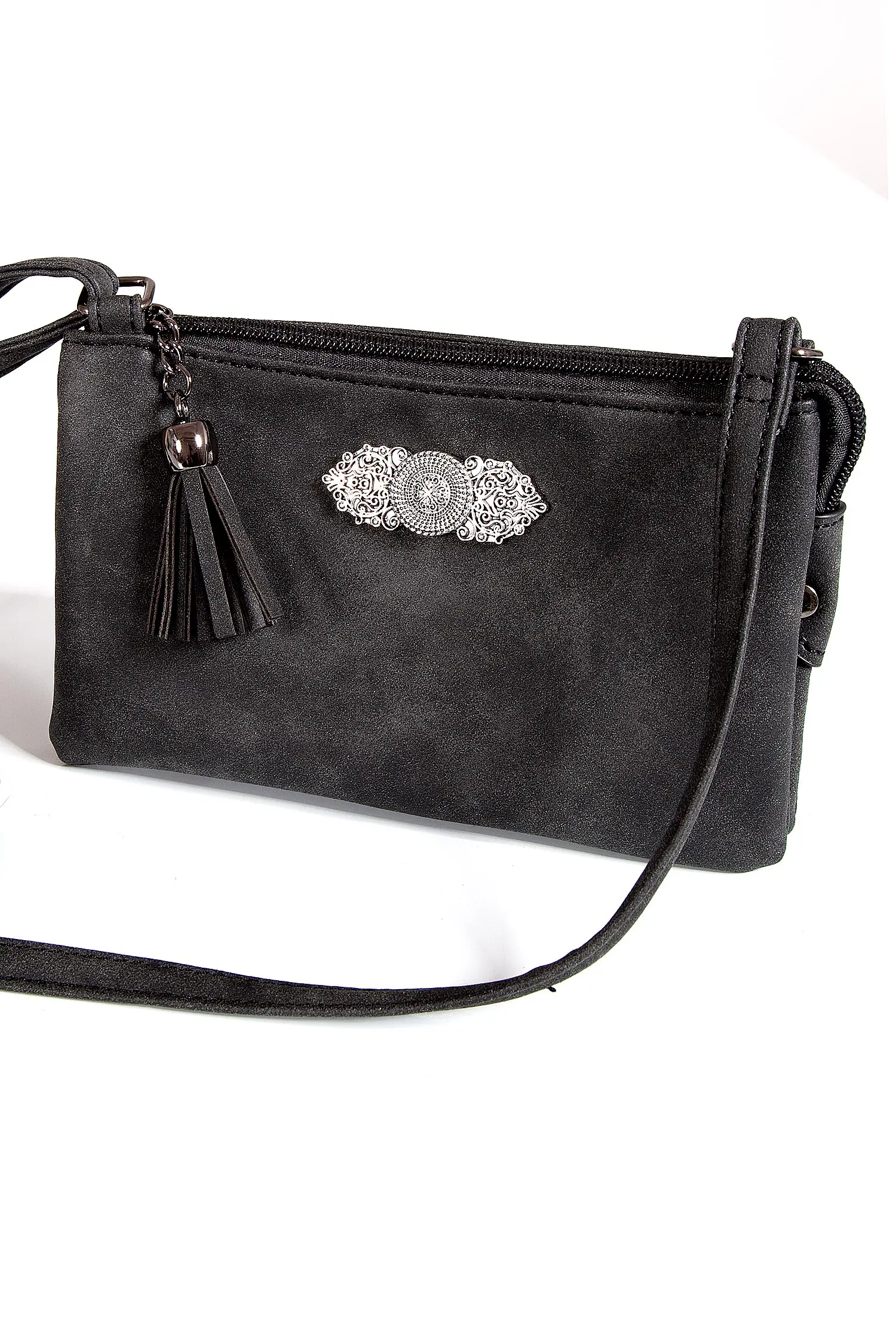 Kleine Trachtentasche in schwarz zum umhängen 