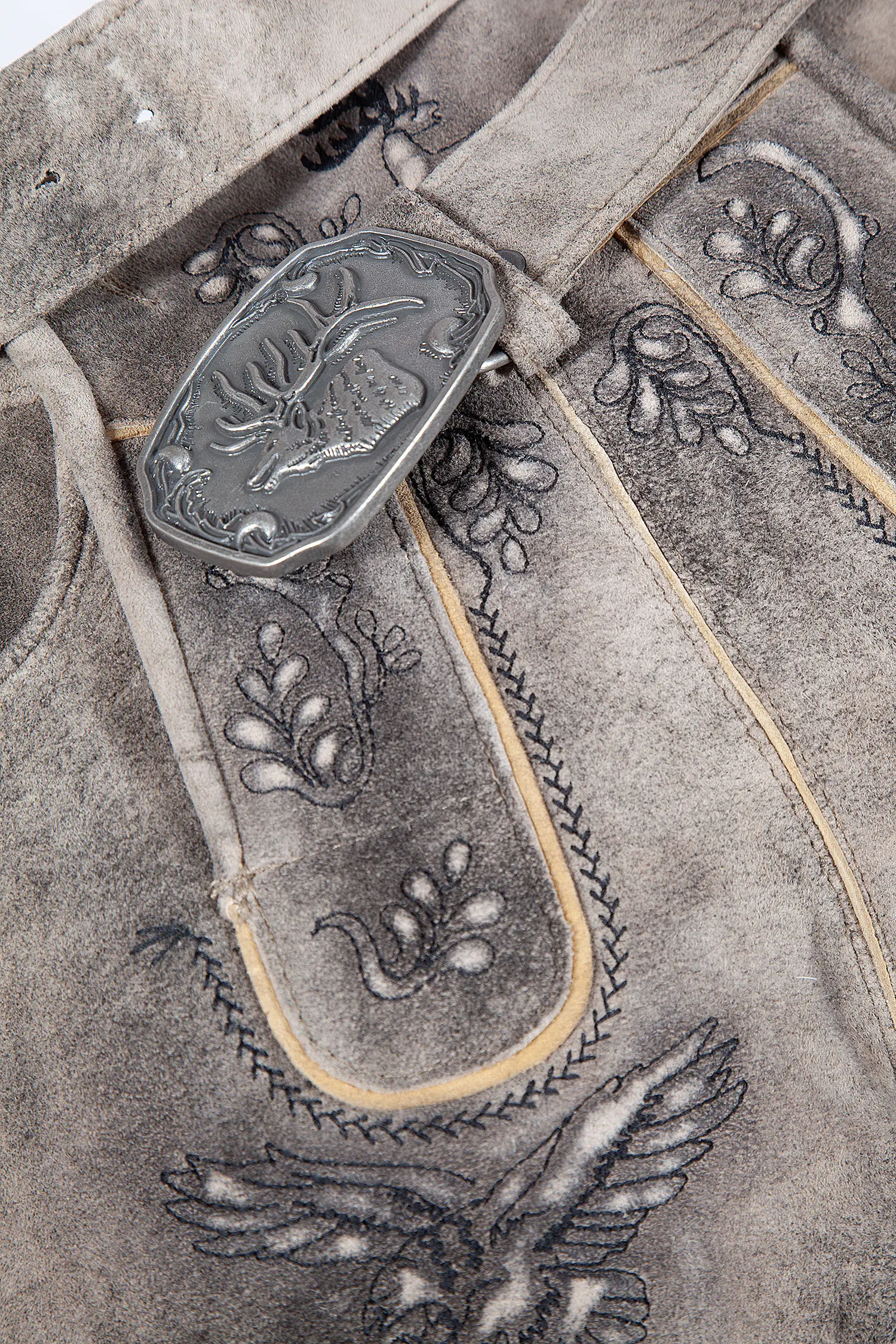 Kurze Lederhose Asmus mit Gürtel - Detail Latz