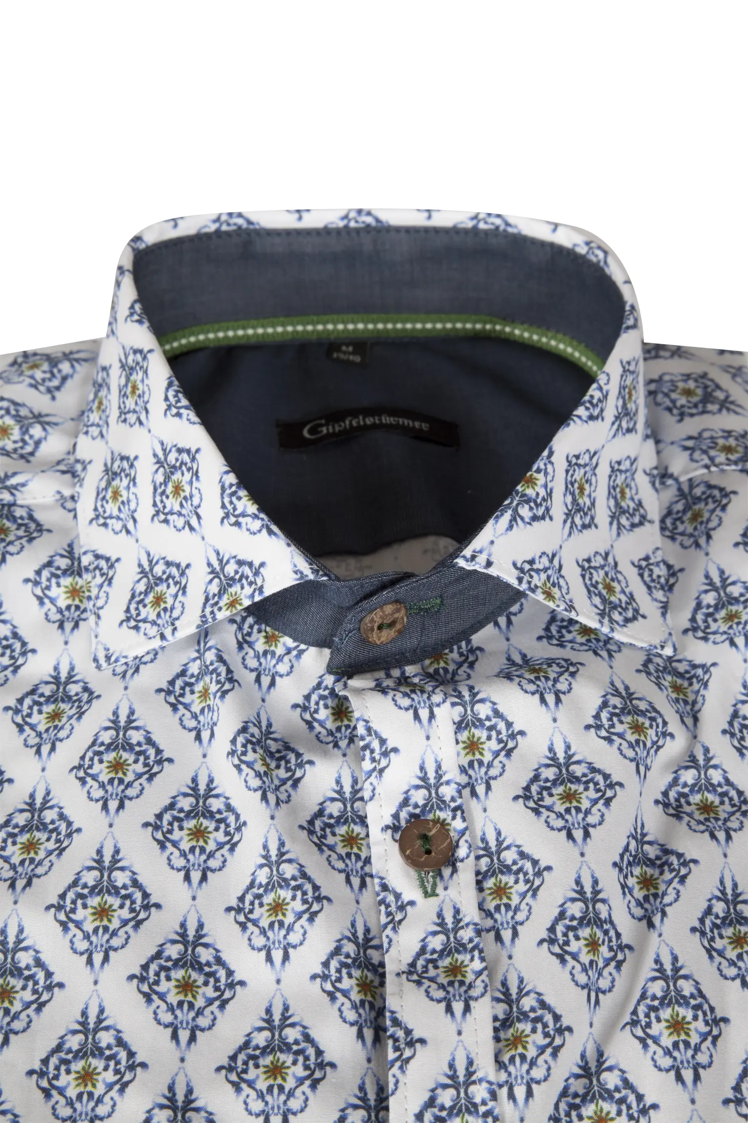 1544-0018-BL5-23-06-b0507 Trachtenhemd weiß/blau im zeitlosen Trachtendesign - Detail Kragen
