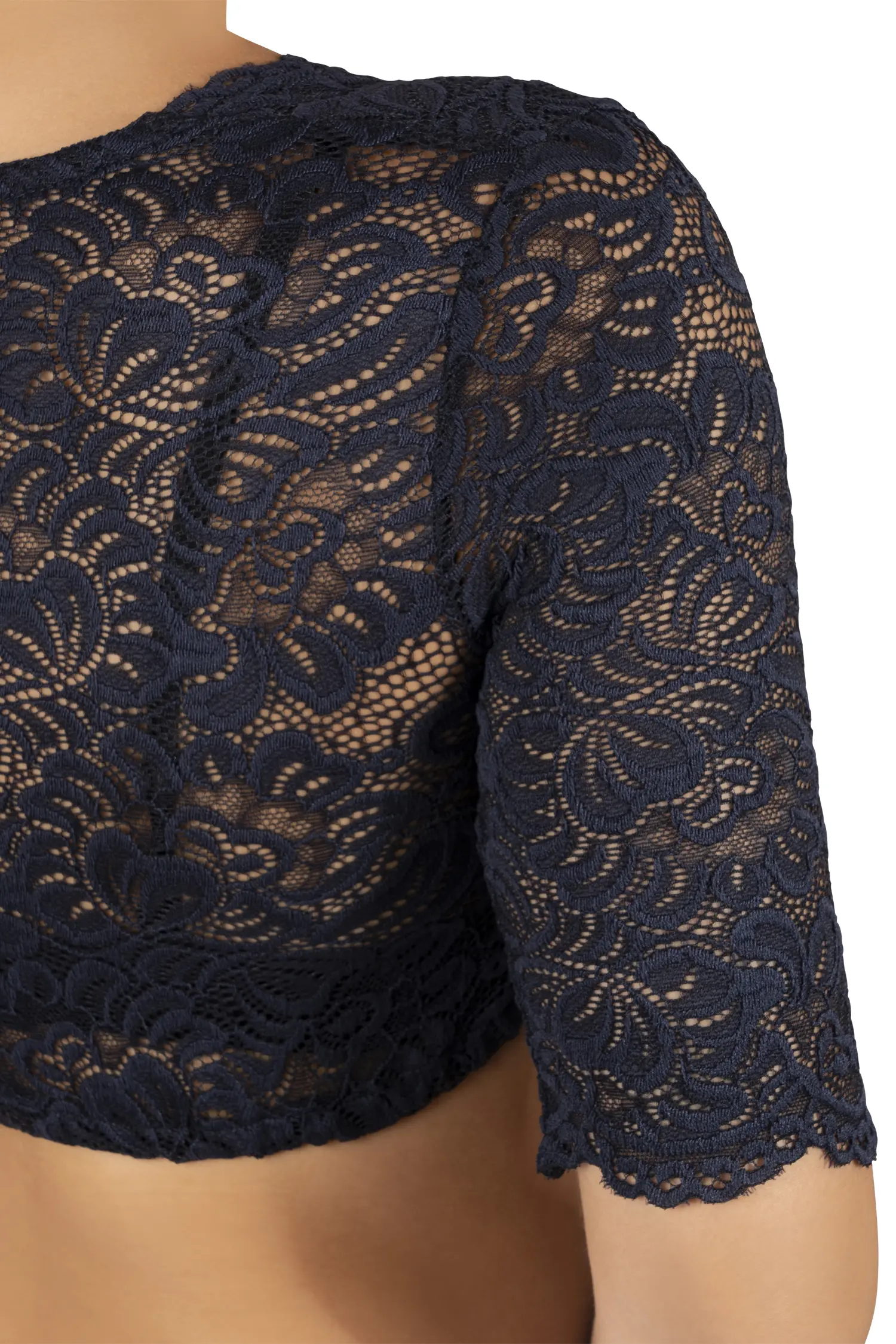 Dirndlbluse Ansbach dunkelblau mit halblangen Ärmeln - Detail Ärmel