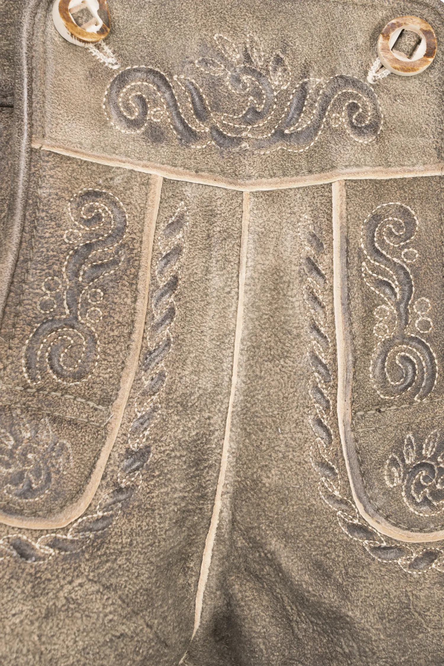 2601-1099-3na-24-04-1804752 Lederhose Marie in Braun Detail Latz