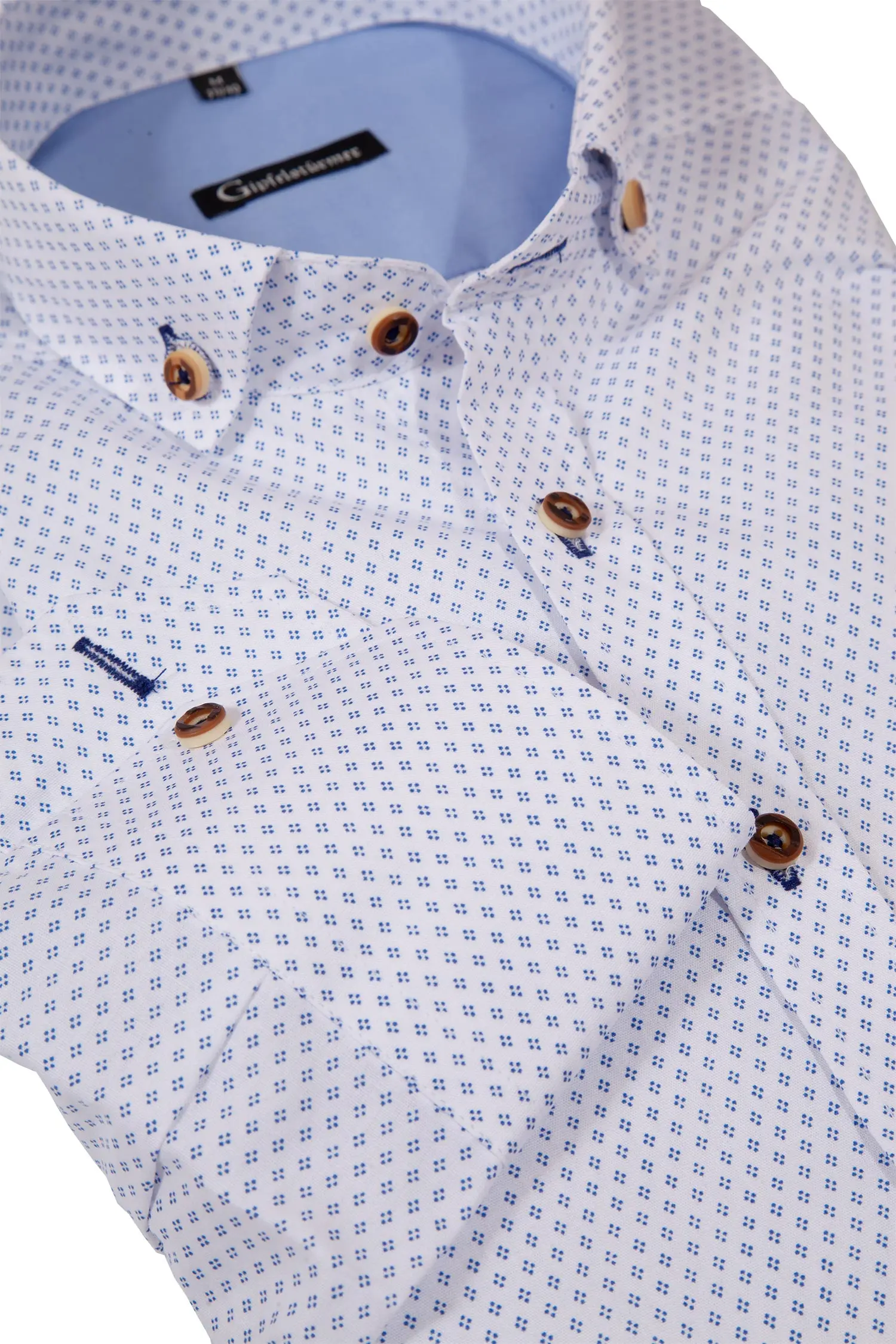 trachtenhemd-weiss-blau-gemustert-1517-1017-bl2-20-02a-4351-b Trachtenhemd in weiß mit blauem Muster Detail