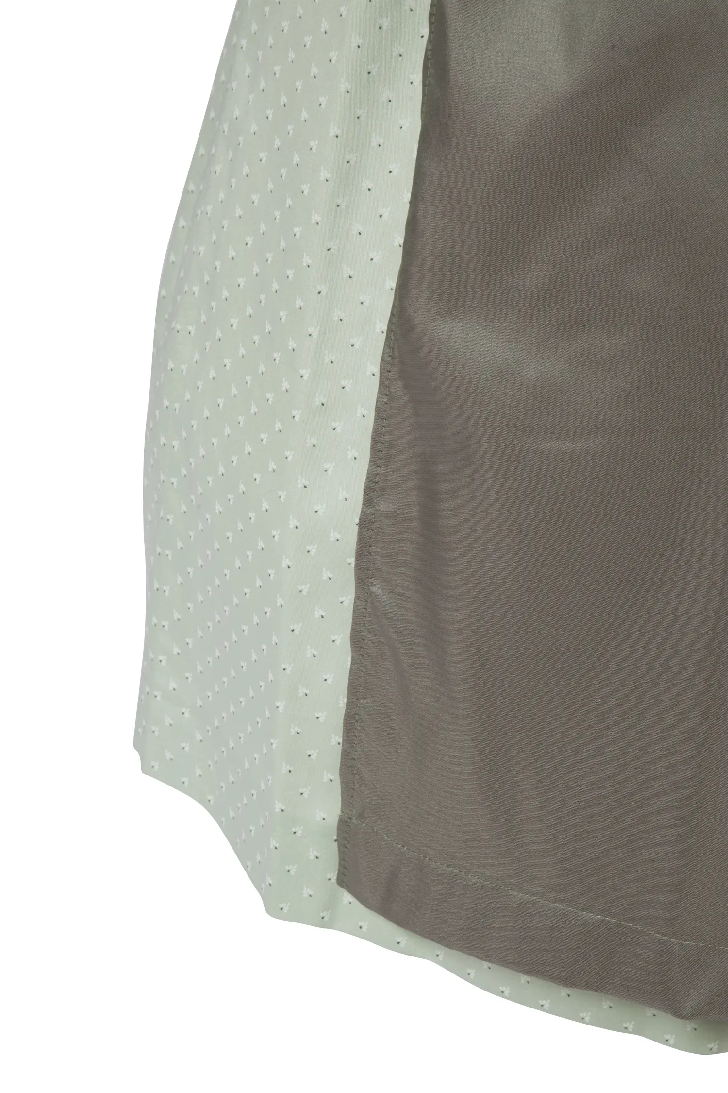 3091-1523-gn2-23-05f-7720 Limitiertes Dirndl Kathrin in hellgrün / salbei - Detail Rock