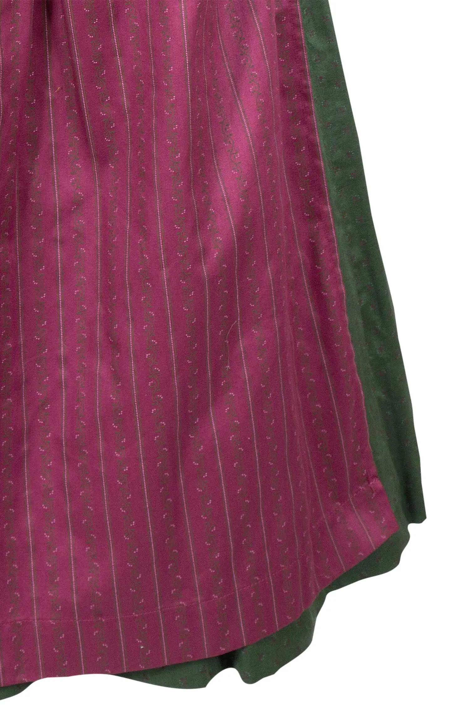 Midi Dirndl hochgeschlossen in dunkelgrün Detail