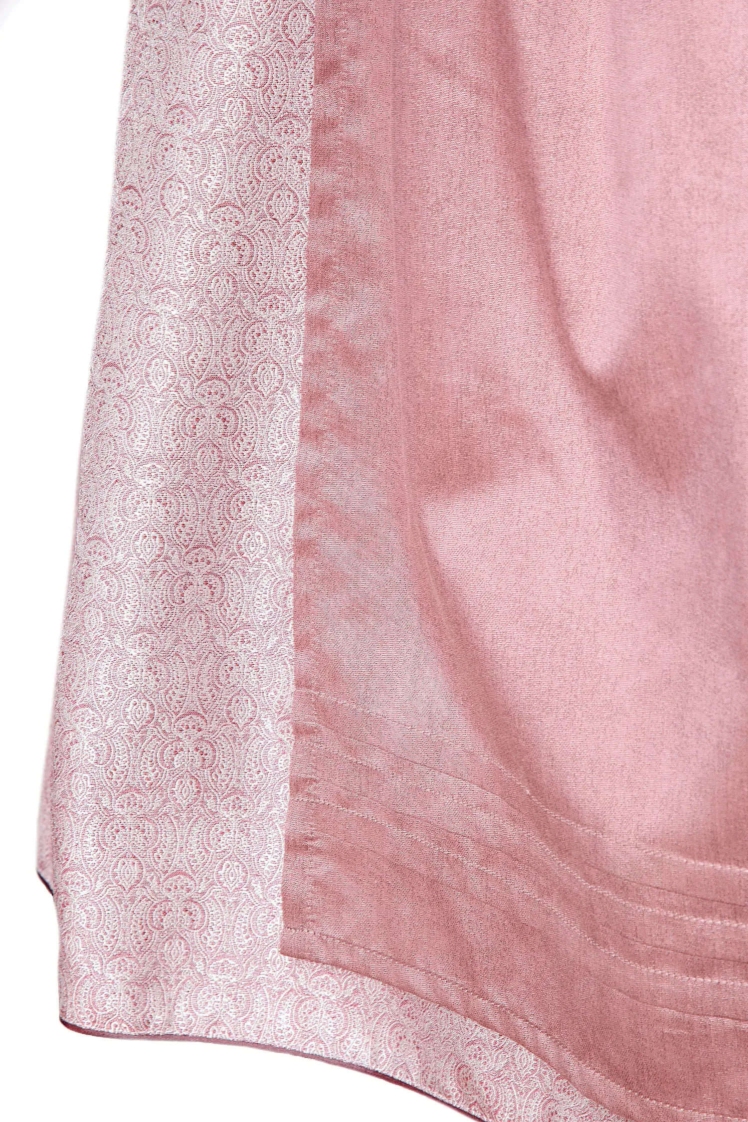 Sissy ey! Dirndl in altrosa - Detail Rock