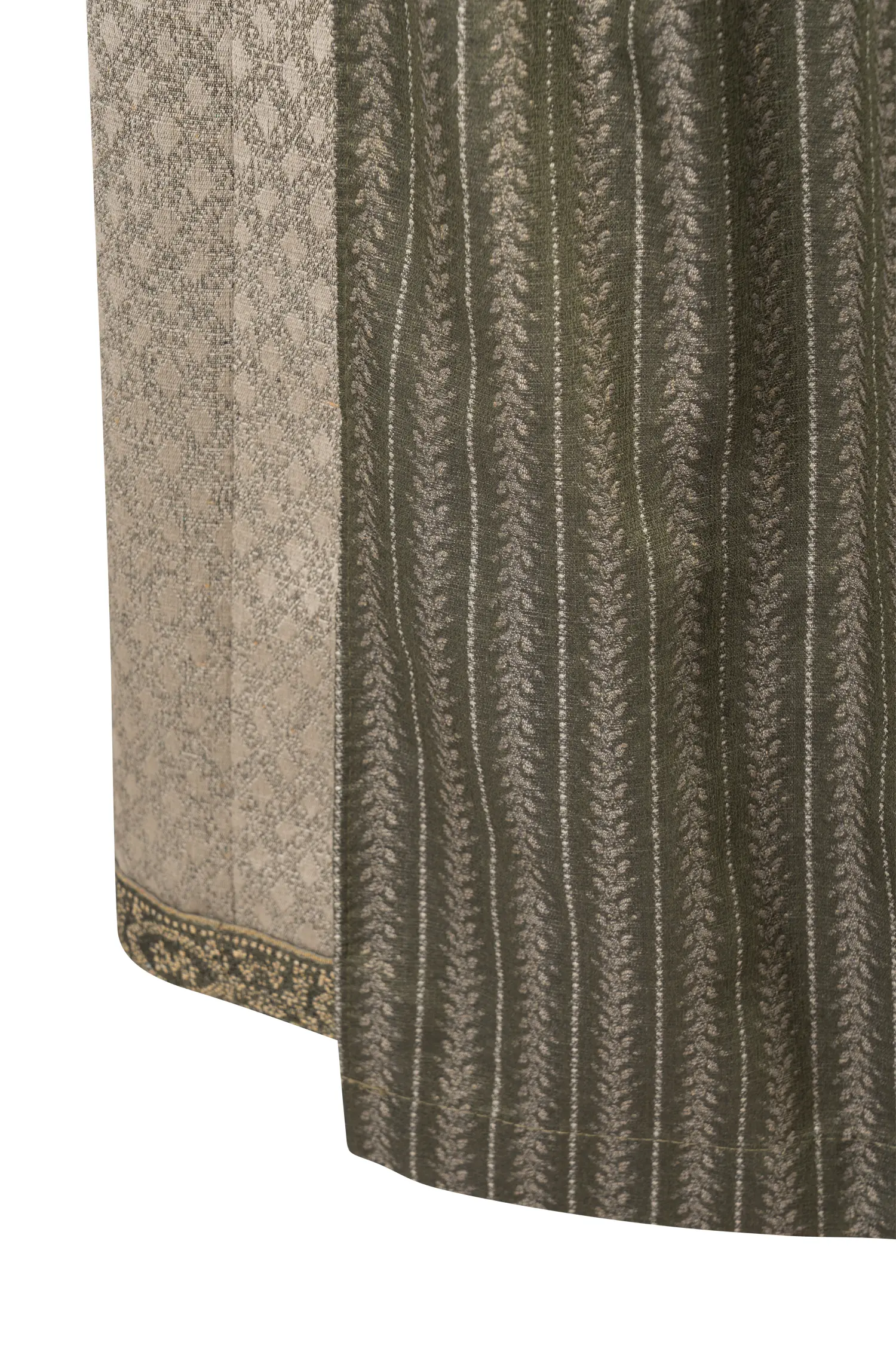 Dirndl Ilse in taupe / grün mit Schließe - Detail Rock