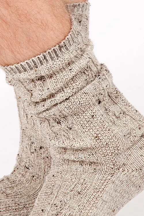 Herren Trachtensocken in natur melange dunkel Detail 
