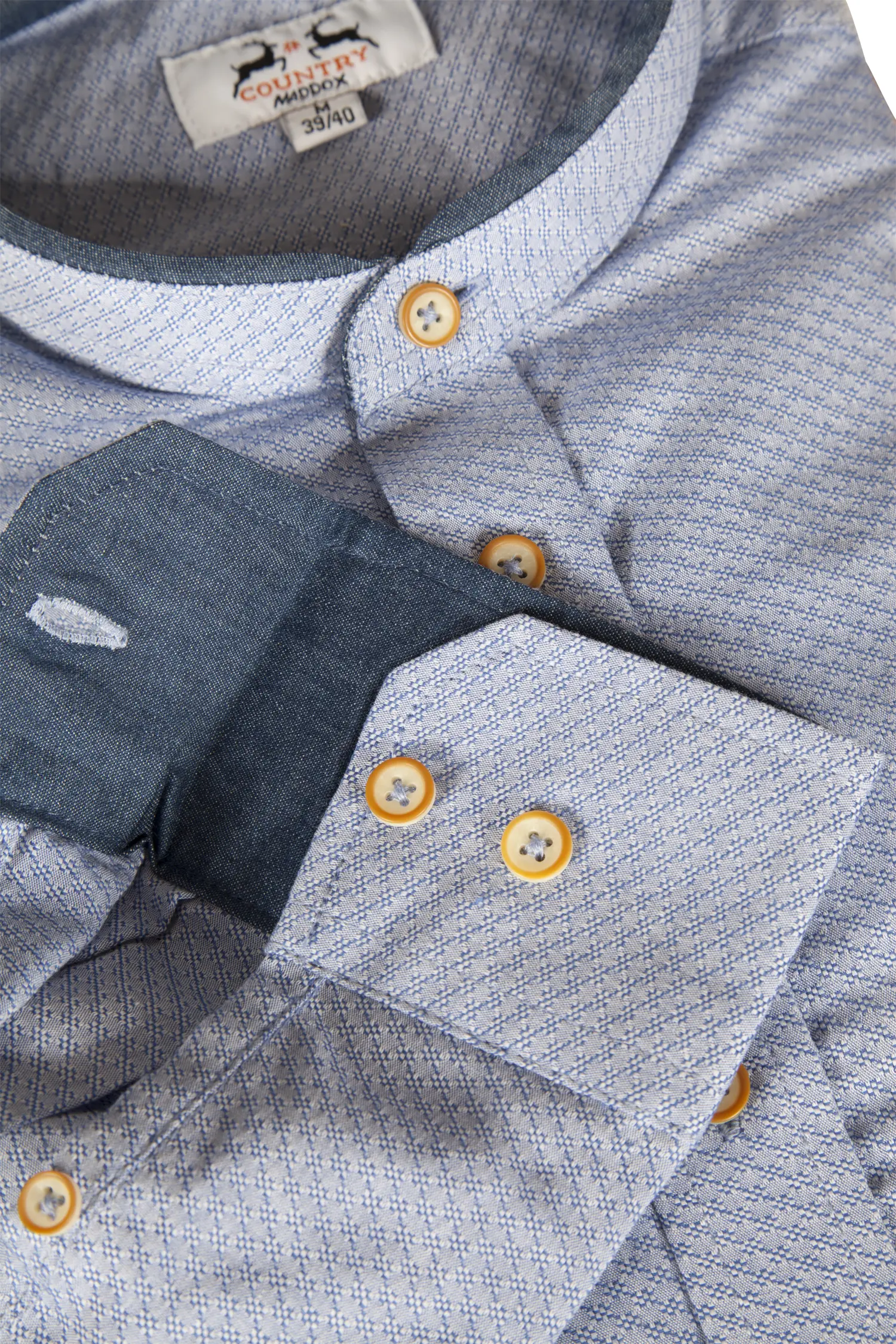 1543-0020-BL5-23-06-a0395 Jacquard Trachtenhemd in blau / dunkelblau - Detail Ärmel