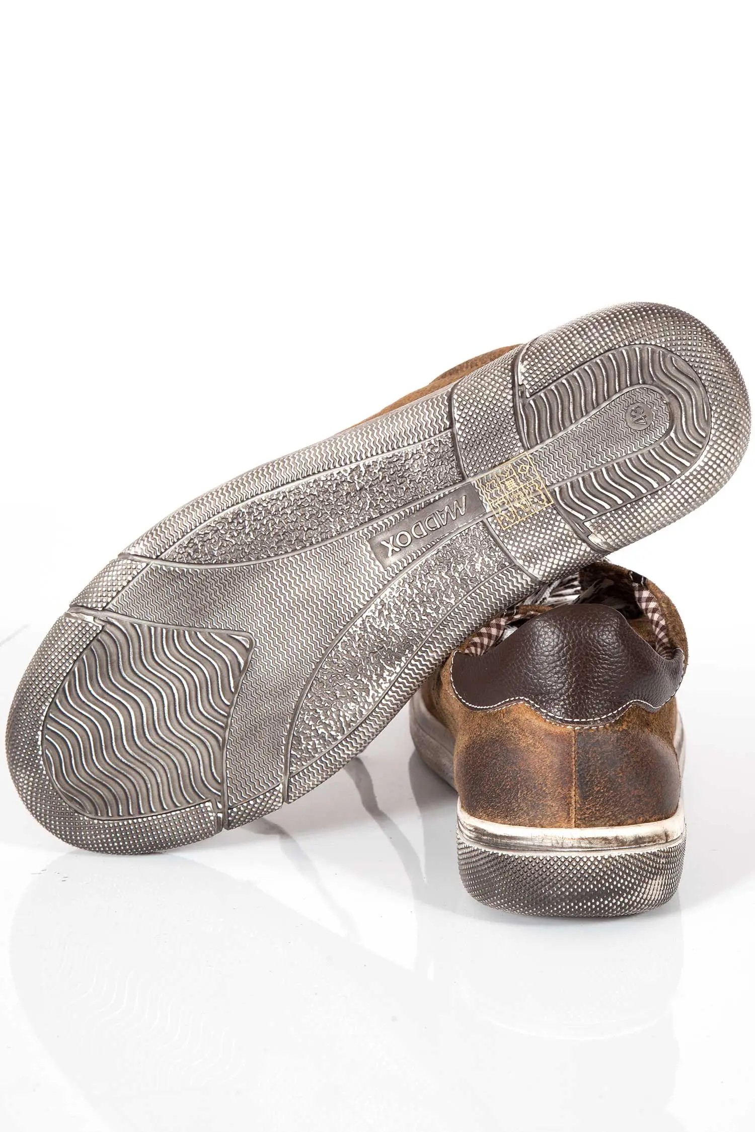 trachten-sneaker-hellbraun-1714-0007-ba3-19-05f-1001-d Trachten Sneaker Siegfried in bernstein wood Sohle