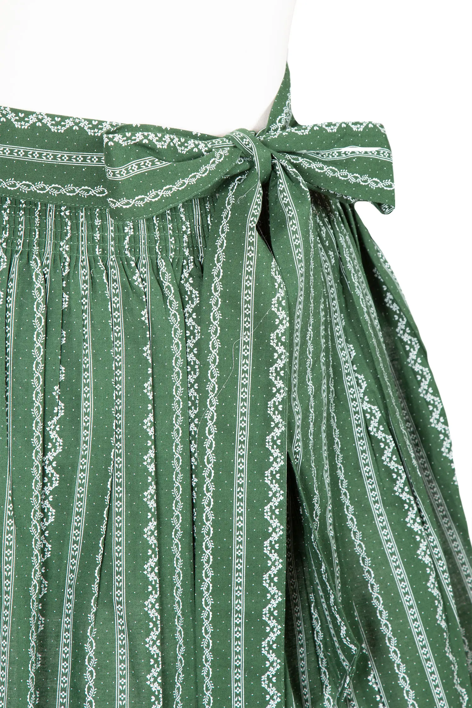 Dirndlschürze in tannengrün 70 cm - Detail