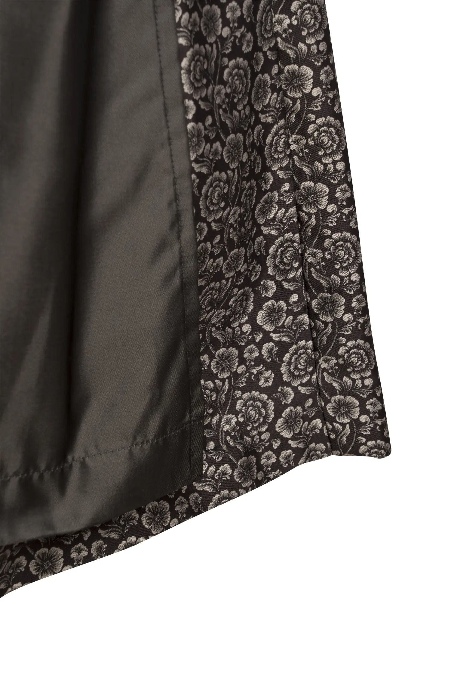 3094-1284-gr8-24-04-2504859 Dirndl Gusta in Dunkelgrau Detail Rock