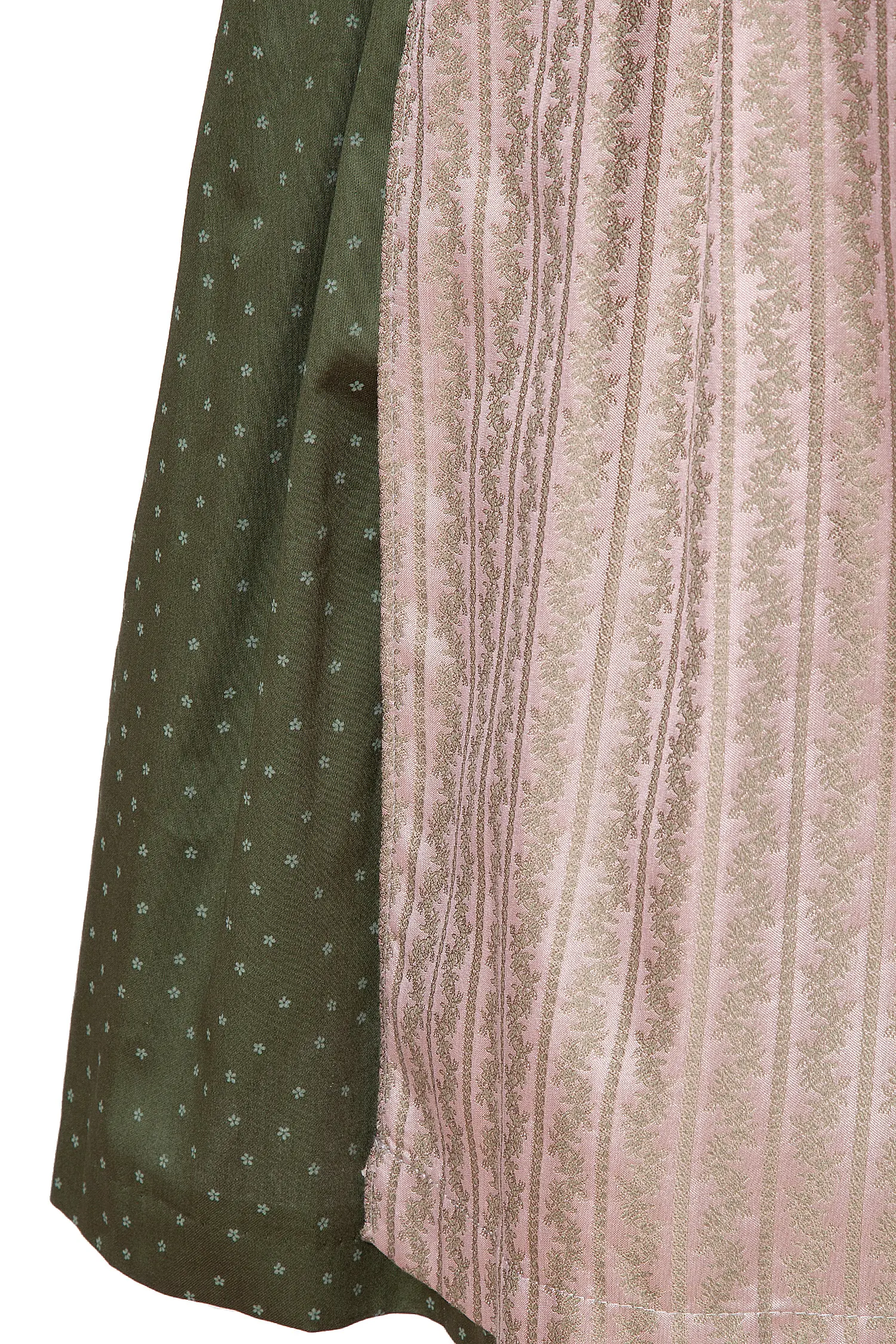 Dirndl mit Reißverschluss mit altrosa Schürze - Detail Schürze