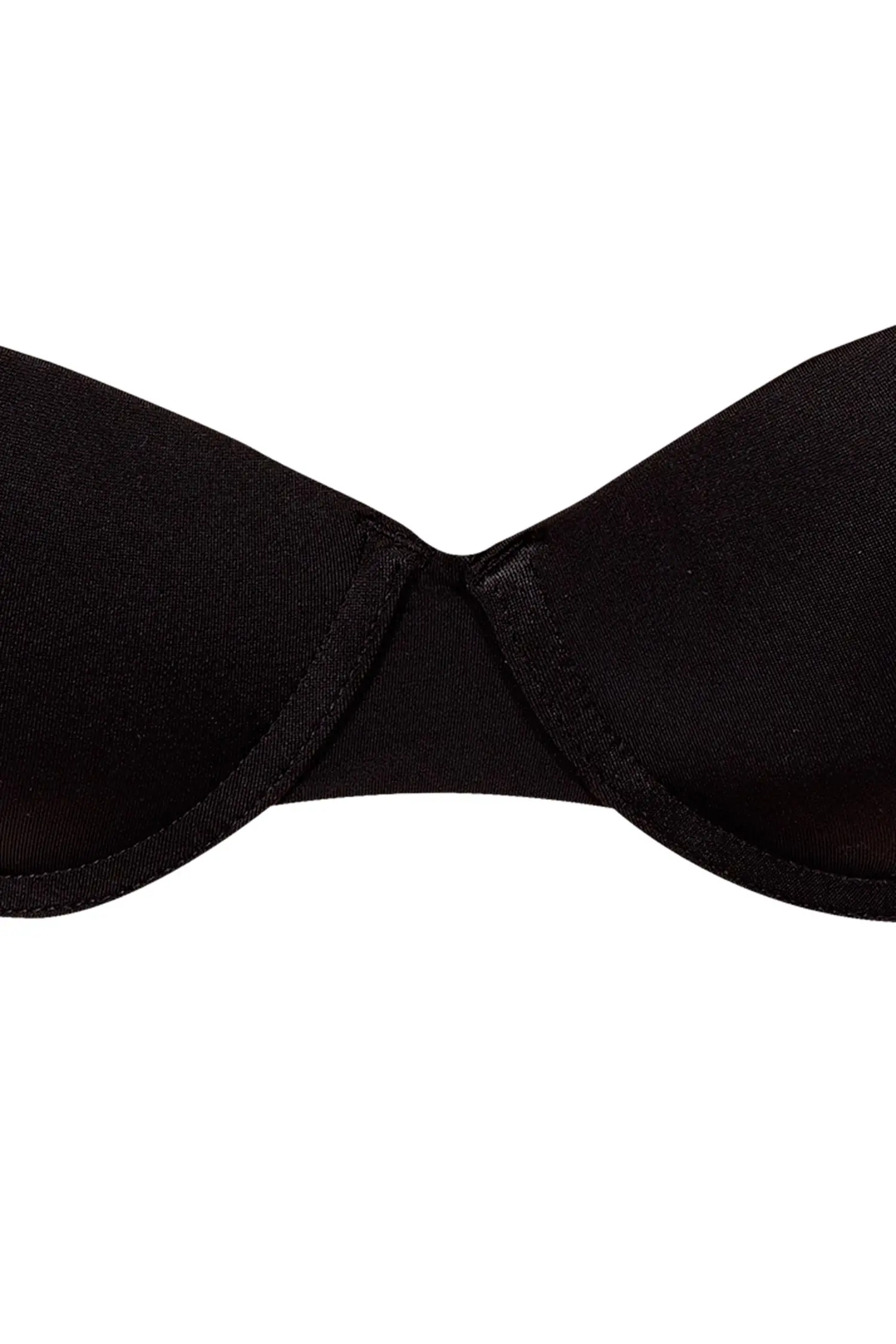 Dirndl Bh in schwarz als Push-up Bh für das Dirndl Dekolleté frei detail