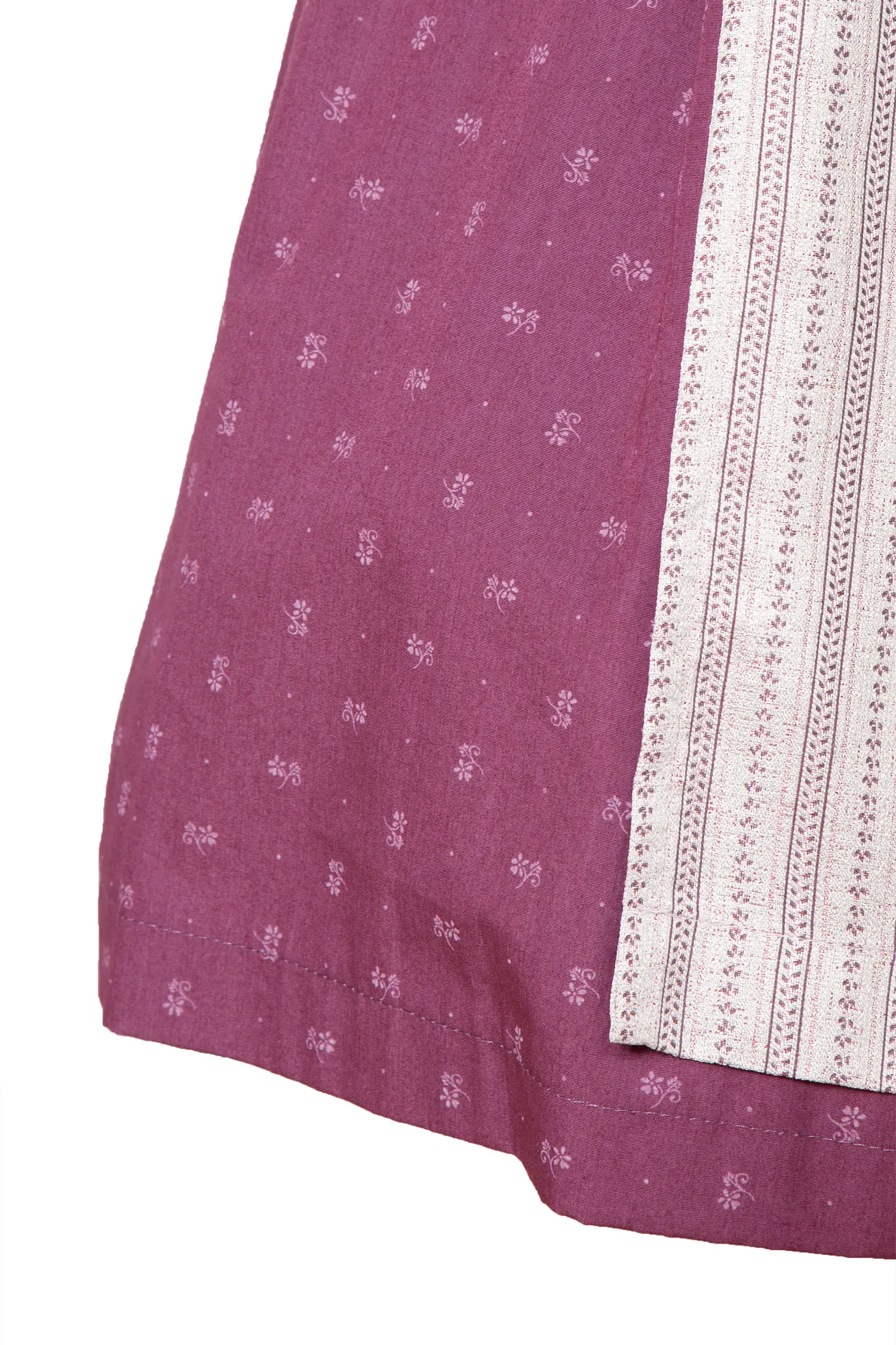 Limitiertes Dirndl in bordeaux / beere von Sissi ey! - Detail Rock