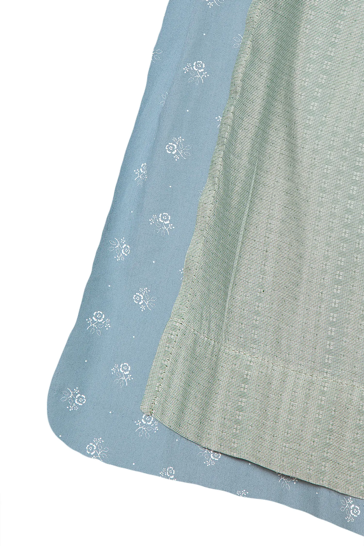 Extravagantes Dirndl Pillersee mit auffallendem Mieder - Detail Rock