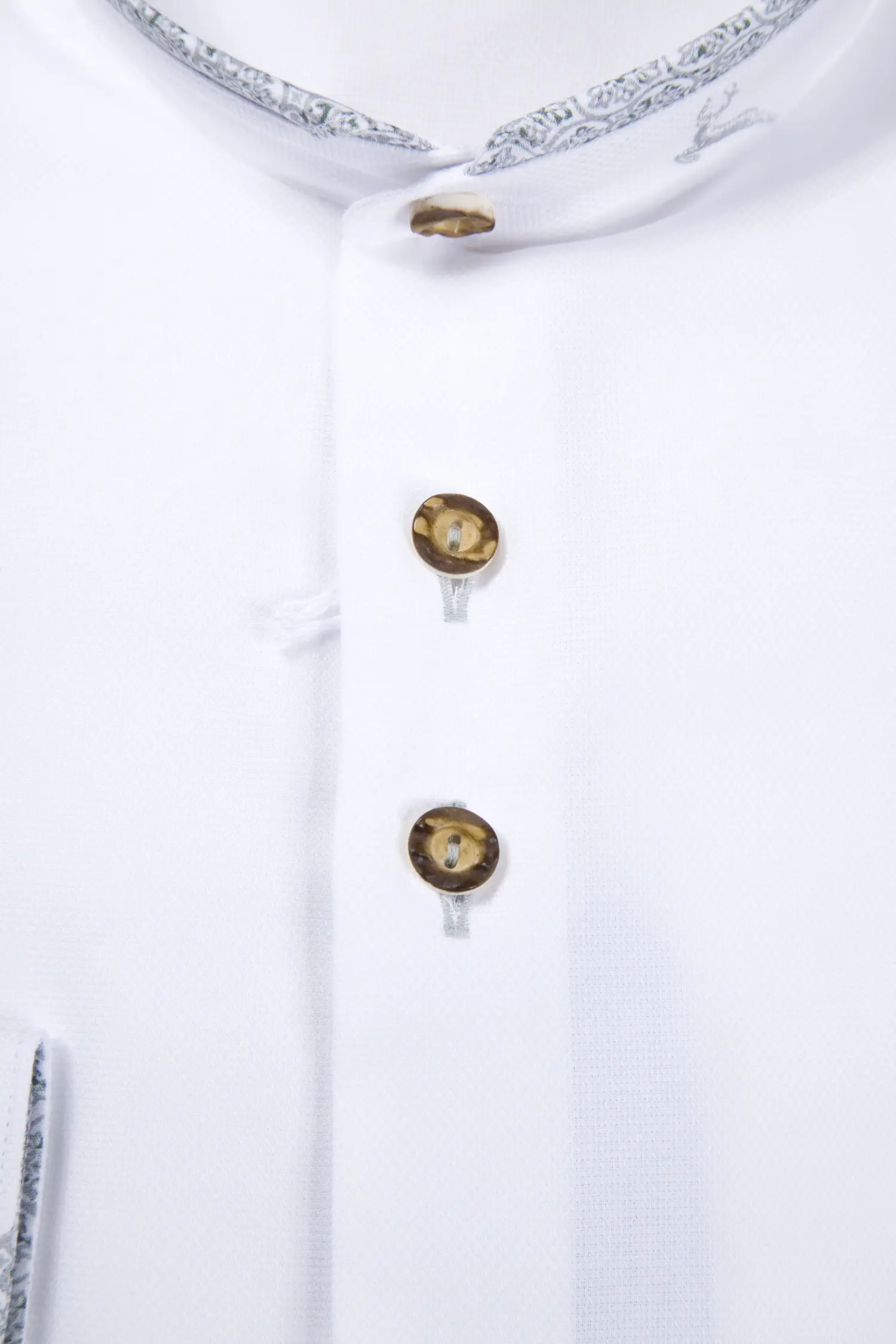 Oxford Trachtenhemd weiß / grün / grau - Detail Knöpfe