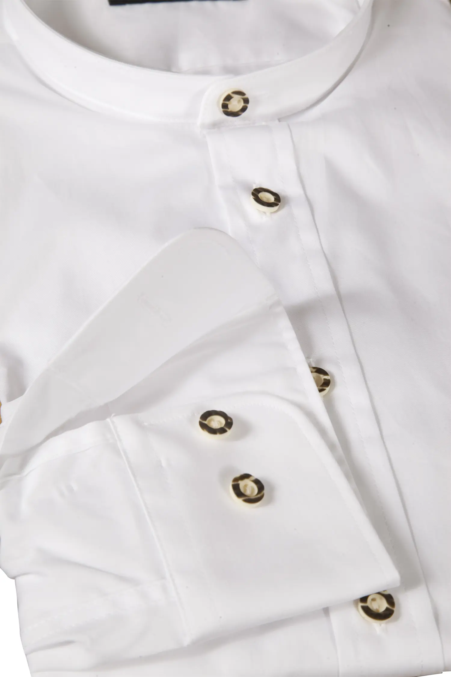 Trachtenhemd Wagner in weiß mit Stehkragen - Detail Ärmel