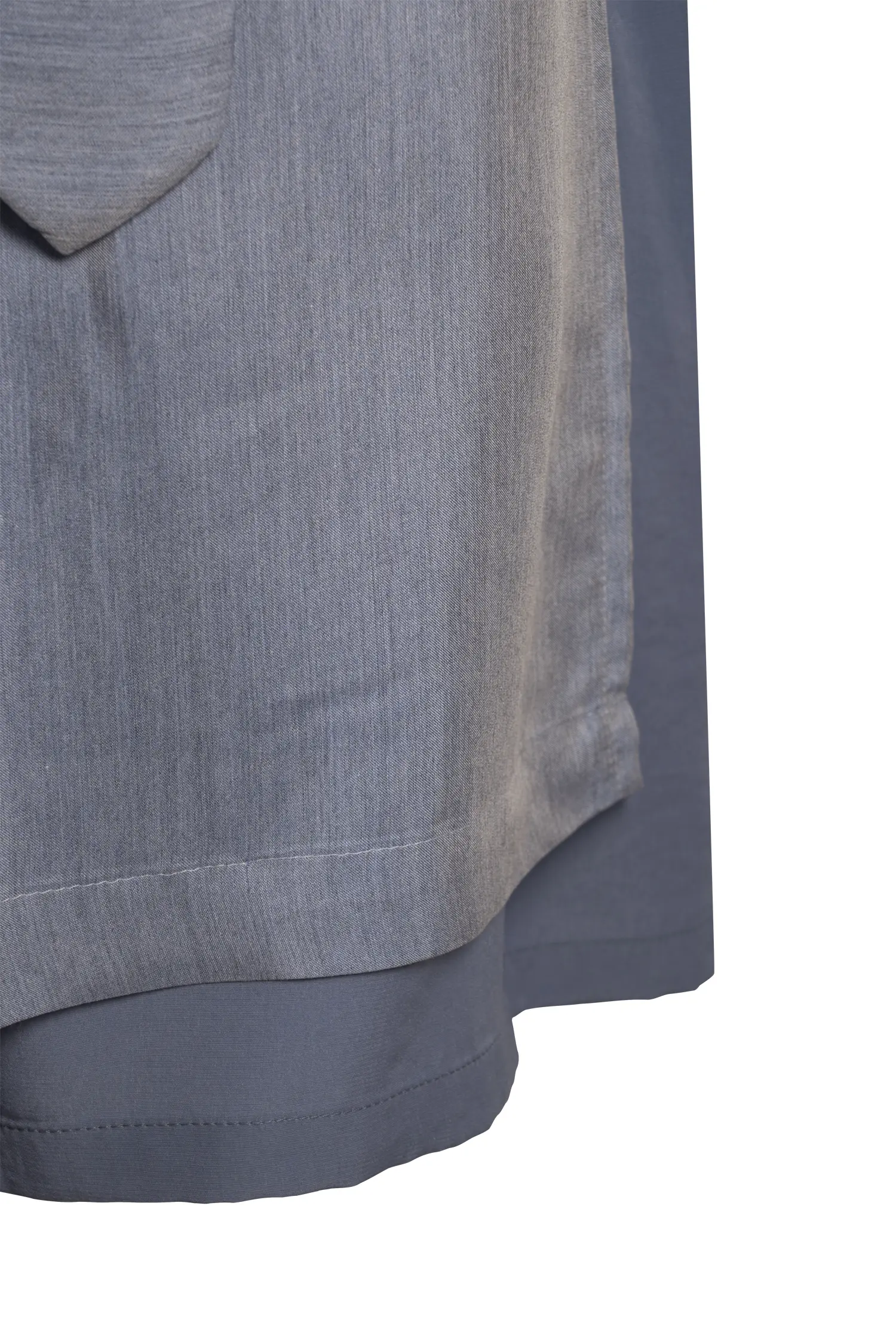 Dirndl von Gamsbock in Blau Detail Rock